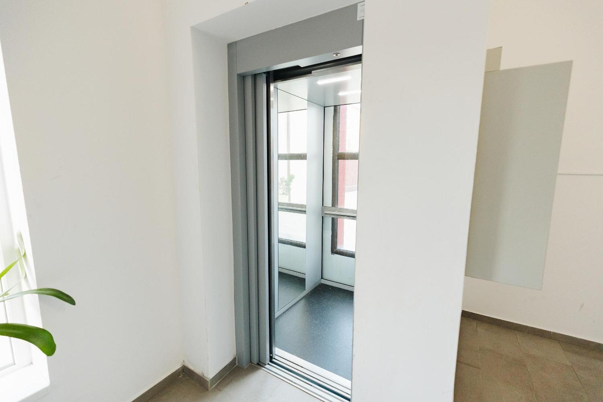 סיגישוארה Caesar Residence מראה חיצוני תמונה